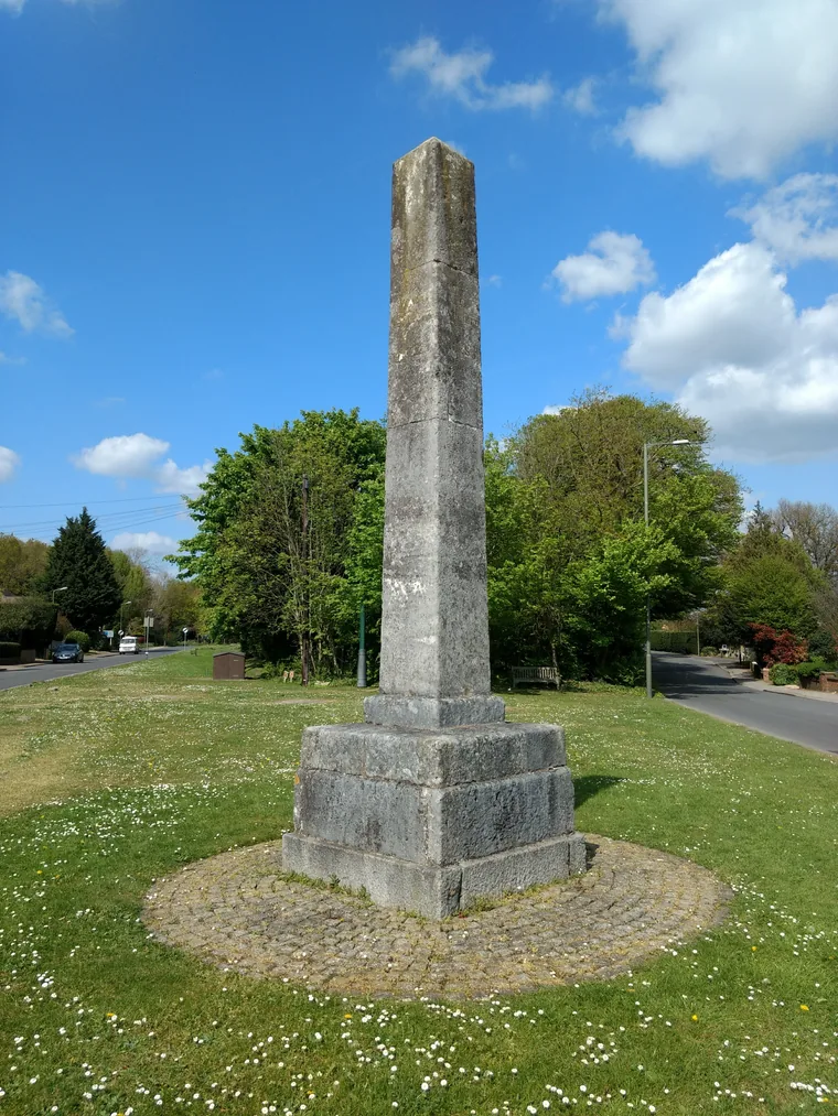 The Hadley Highstone obelisk beside the Great North Road at Monken Hadley